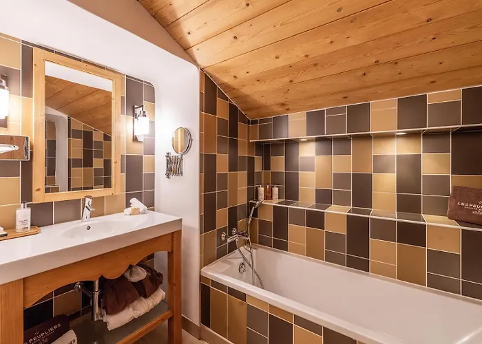 La Maison Les Peupliers Hotell