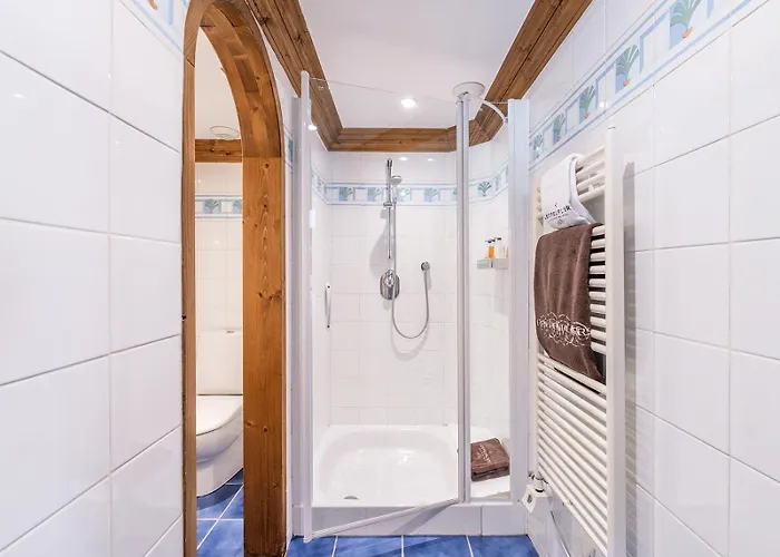 La Maison Les Peupliers Hotell