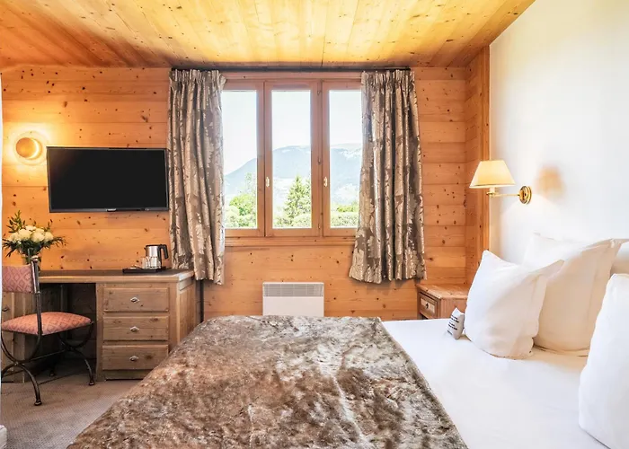 La Maison Les Peupliers Hotel 4*