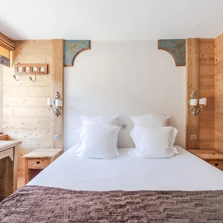 Hotel La Maison Les Peupliers 4*